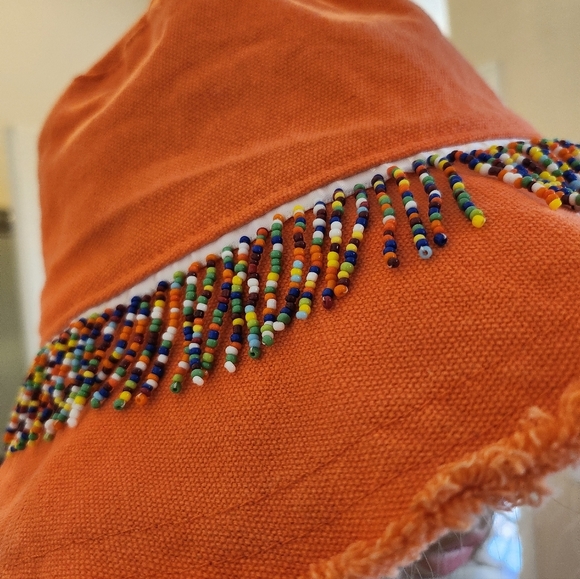 Badgley Mischka Hot Peach Canvas  Beaded Bucket Hat NWT - Picture 5 of 7